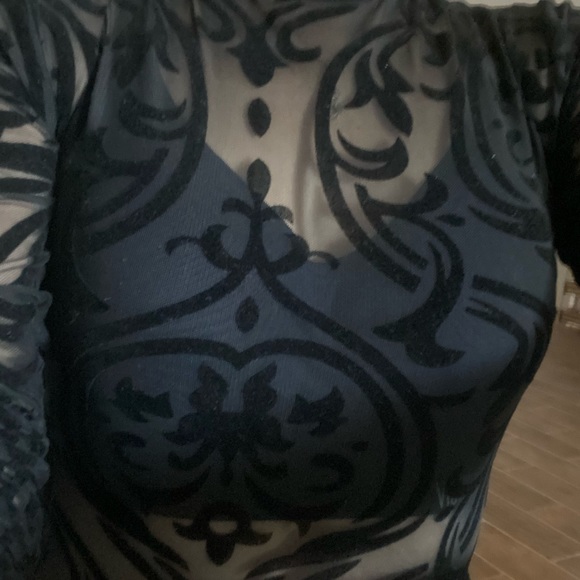 Stretchy Bodysuit - Picture 4 of 5